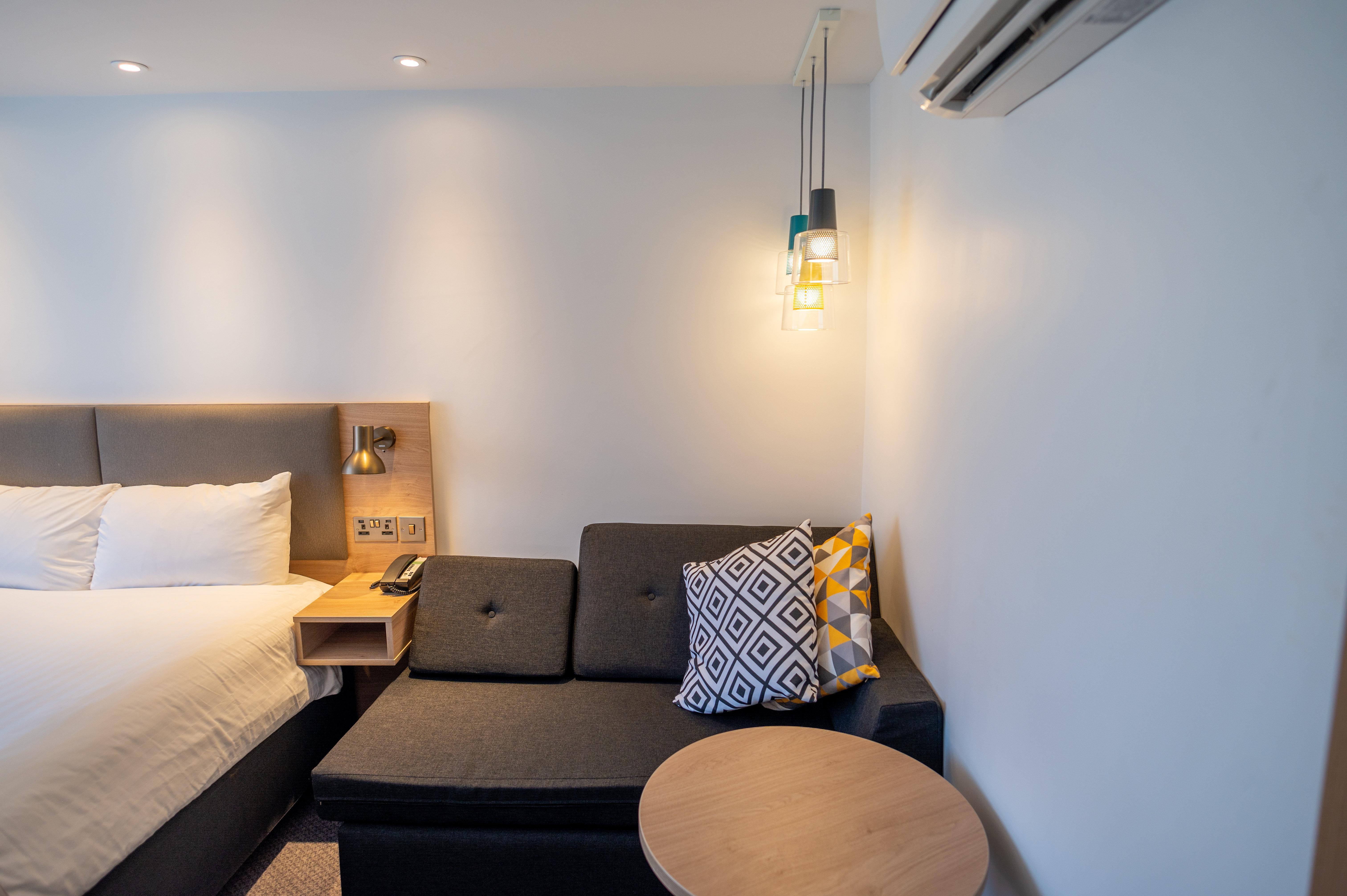 - - Wigston By Ihg 4*