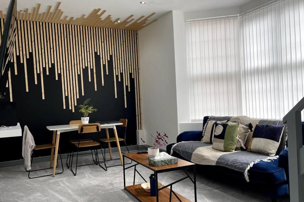 Luxury 2 Bed Duplex By Yo Room! - City- Free Parking Leicester