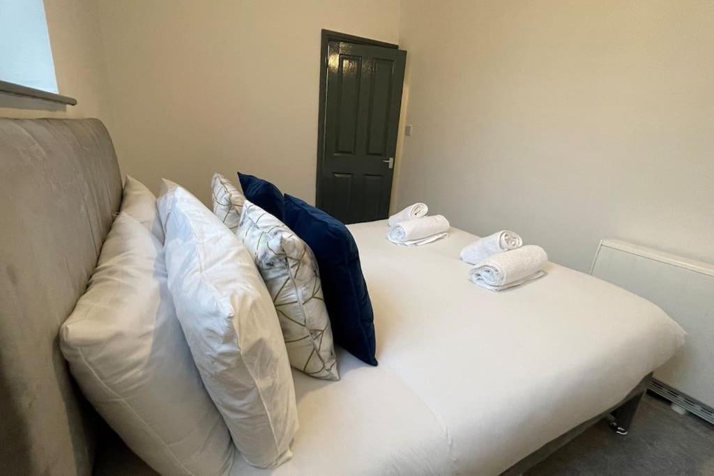 Apartment 1- Luxury 1 Bed Apt- City- Free Parking *