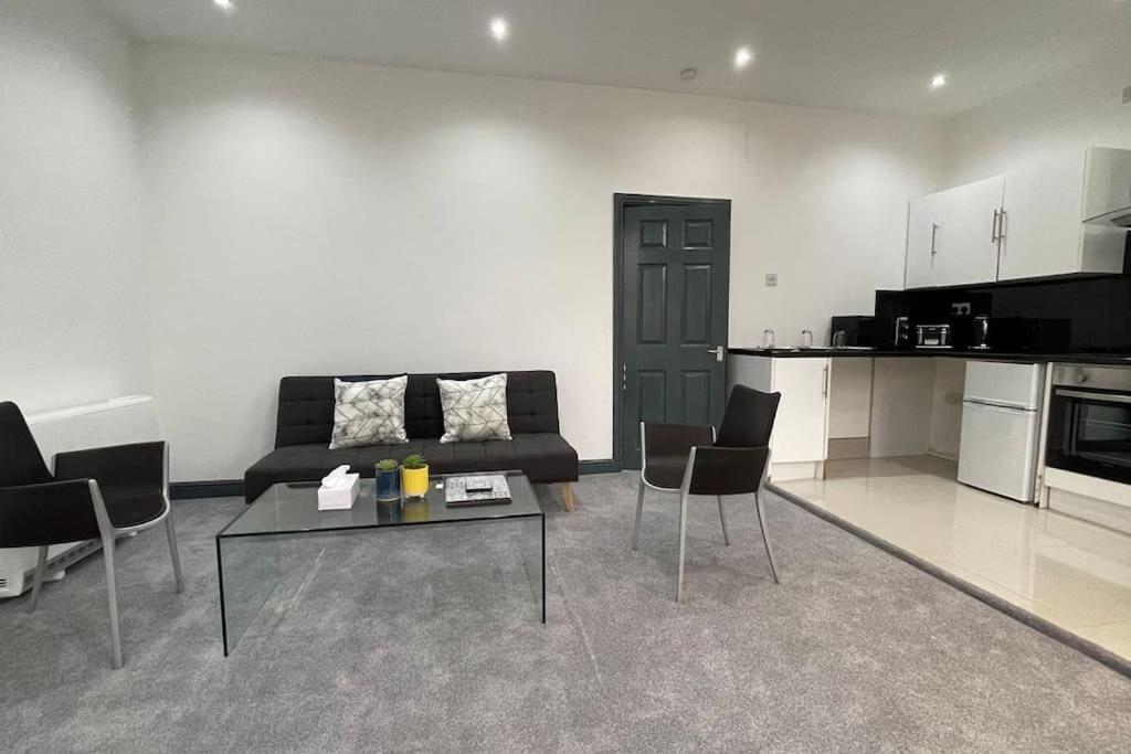 1- Luxury 1 Bed Apt- City- Free Parking * Leicester