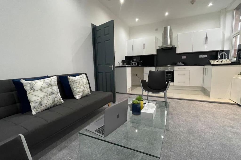 Apartment 1- Luxury 1 Bed Apt- City- Free Parking *