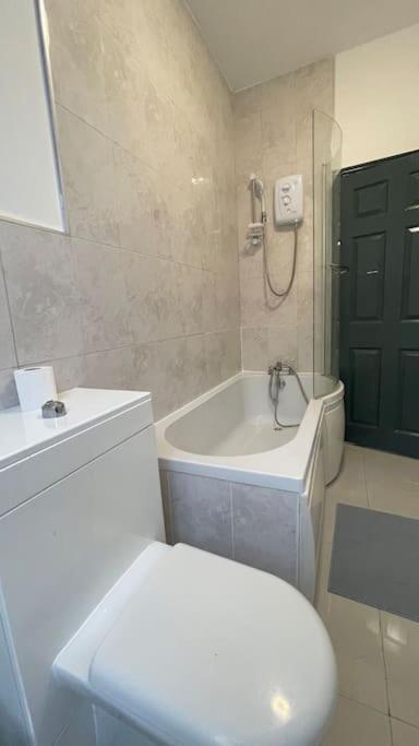 Apartment 1- Luxury 1 Bed Apt- City- Free Parking Leicester