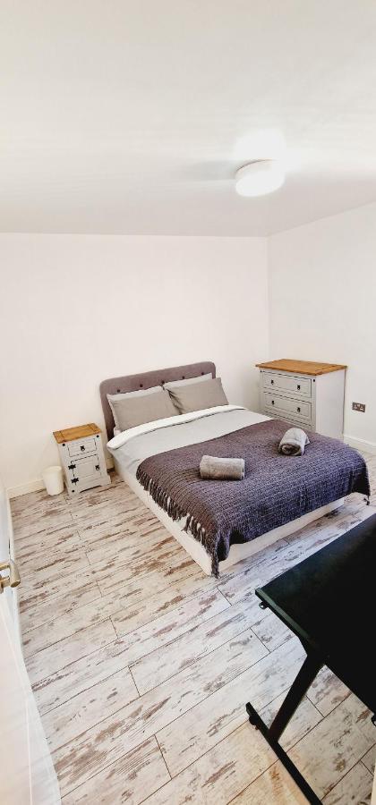 Centre Lovely With The Cheapest Overnight Parking Apartment Leicester
