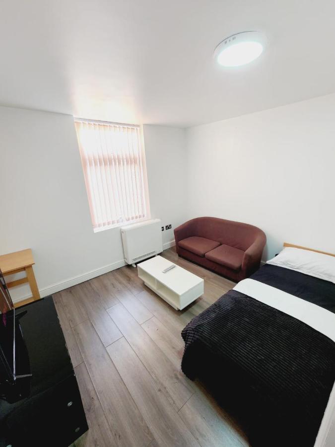 Centre Lovely With The Cheapest Overnight Parking Apartment Leicester