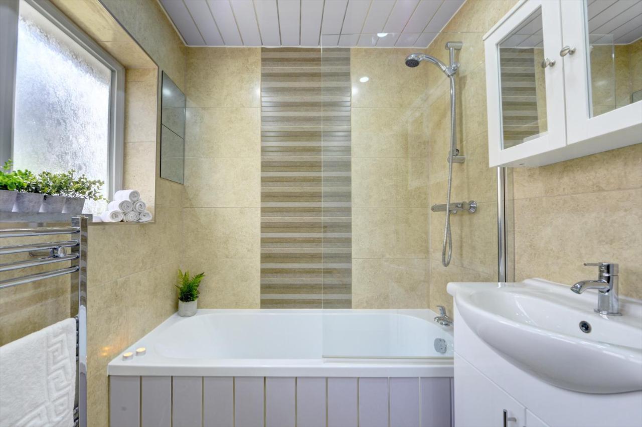 Thurnby Holiday home *