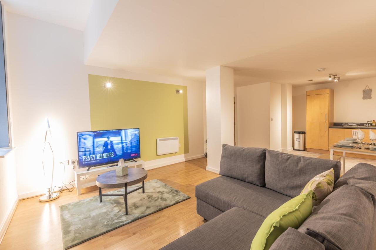 Luxury, 2 Bedroom, 2 Bathroom In Centre *