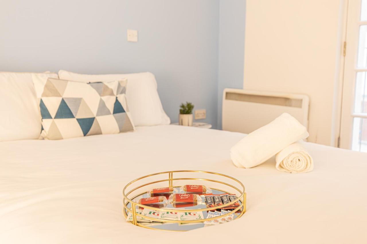 Luxury, 2 Bedroom, 2 Bathroom In Centre Apartment