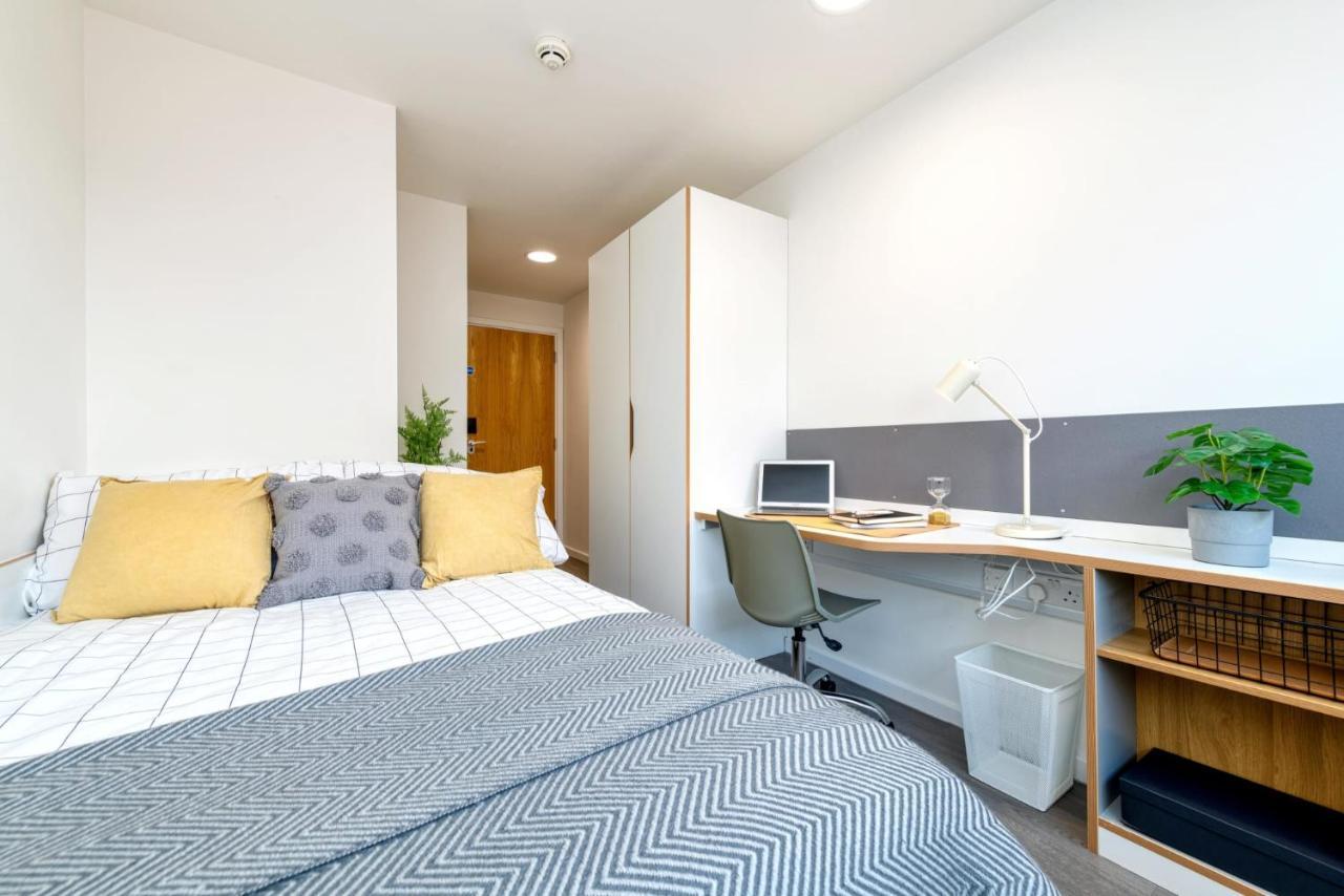 For Students Only Private Bedrooms With Shared Kitchen At Merlin Heights In The Heart Of * Leicester