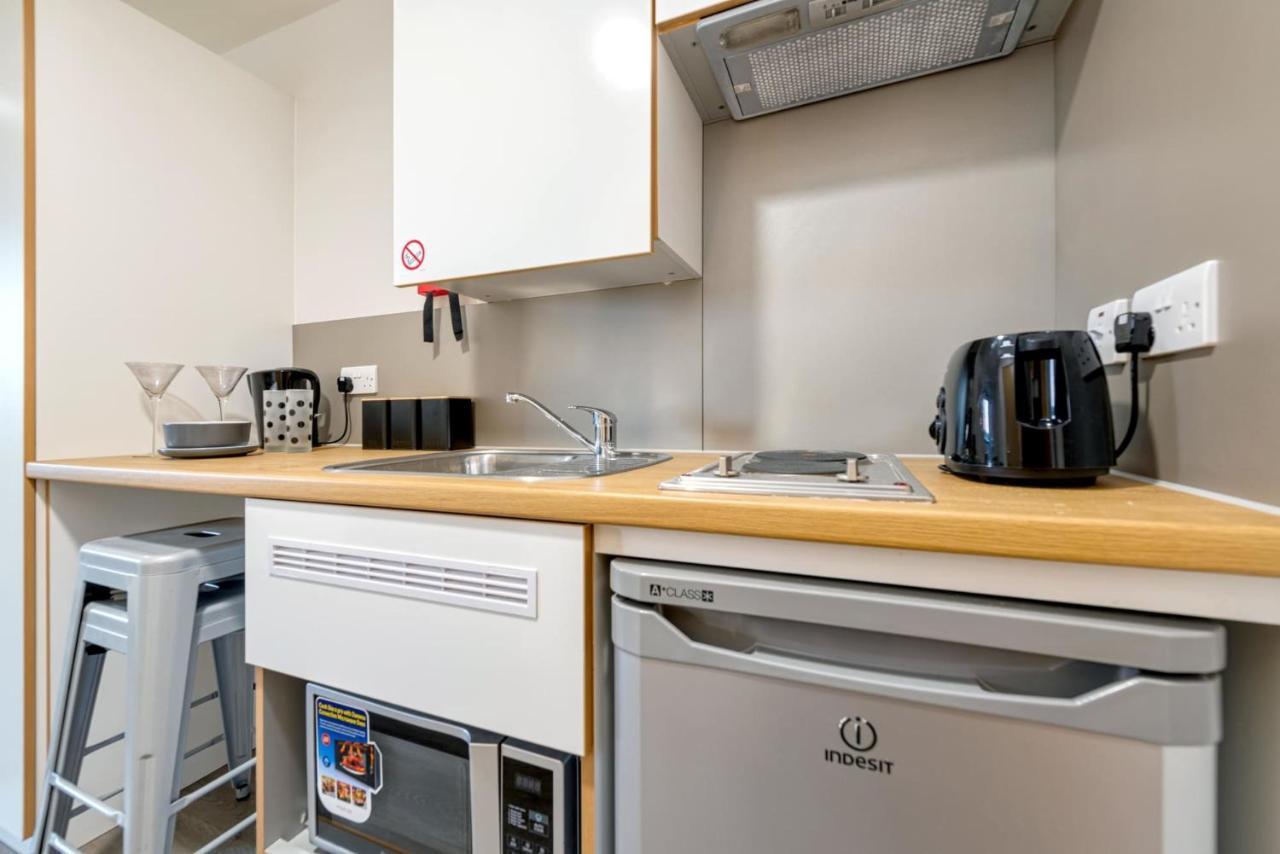 For Students Only Private Bedrooms With Shared Kitchen At Merlin Heights In The Heart Of Apartment Leicester