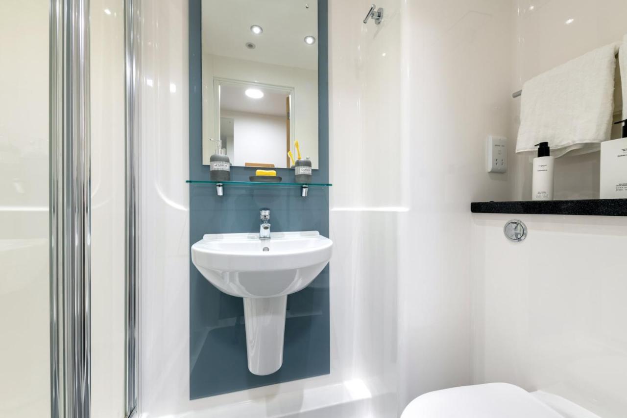 Apartment For Students Only Private Bedrooms With Shared Kitchen At Merlin Heights In The Heart Of