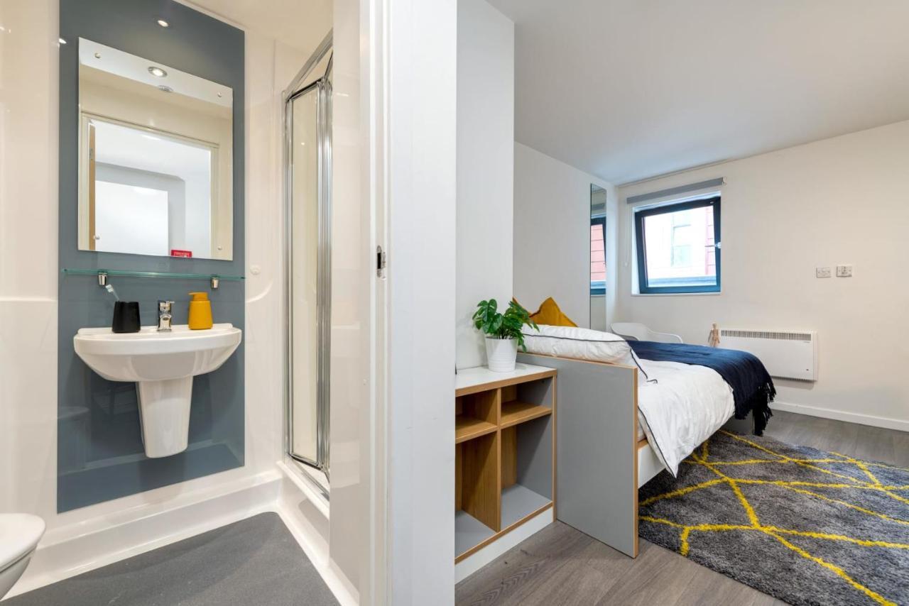For Students Only Private Bedrooms With Shared Kitchen At Merlin Heights In The Heart Of * Leicester