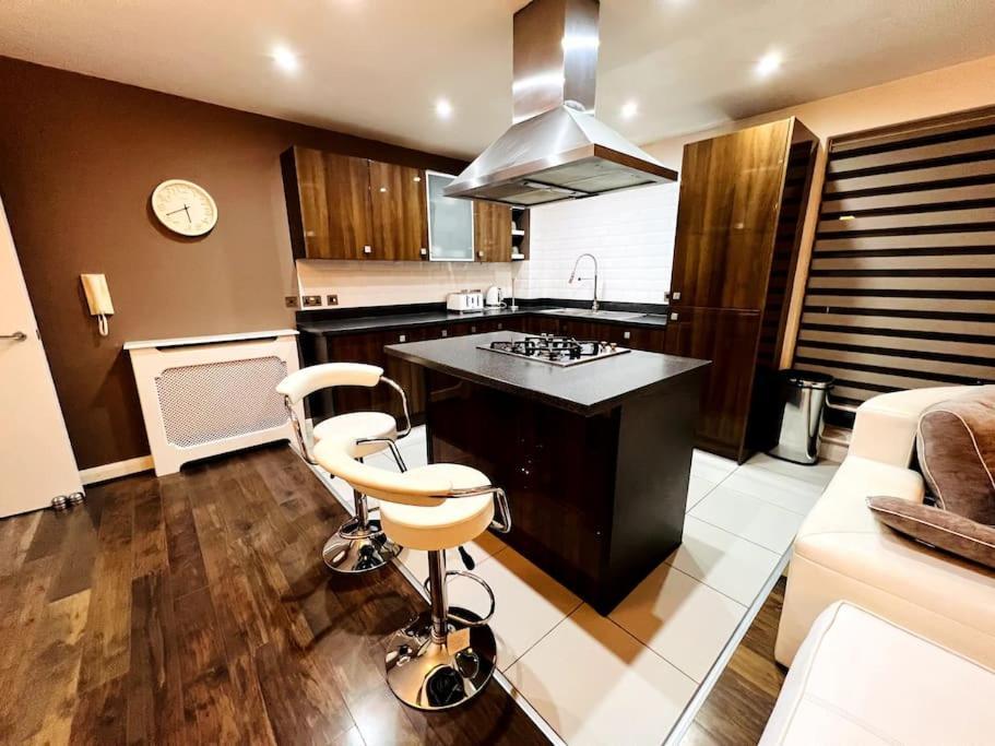 Deluxe Penthouse Apartment