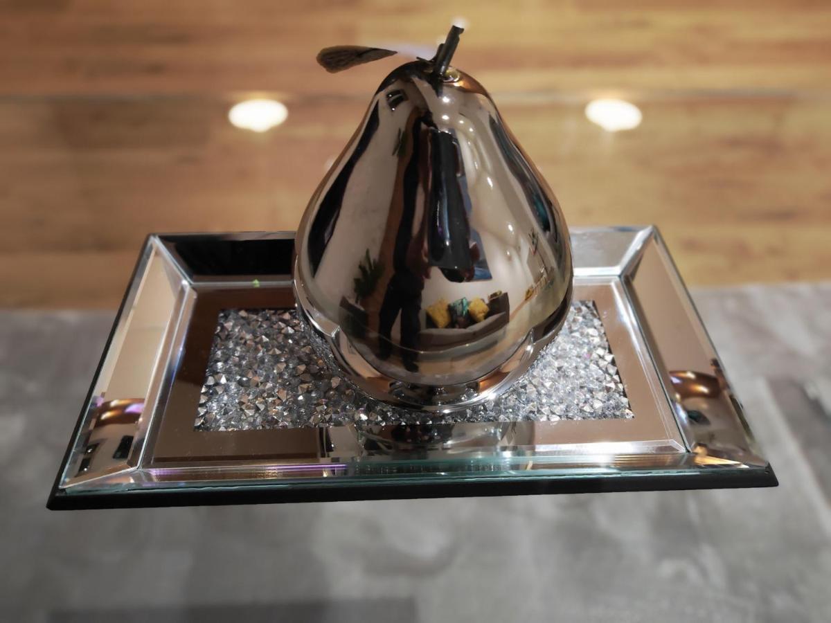 Luxury - T45