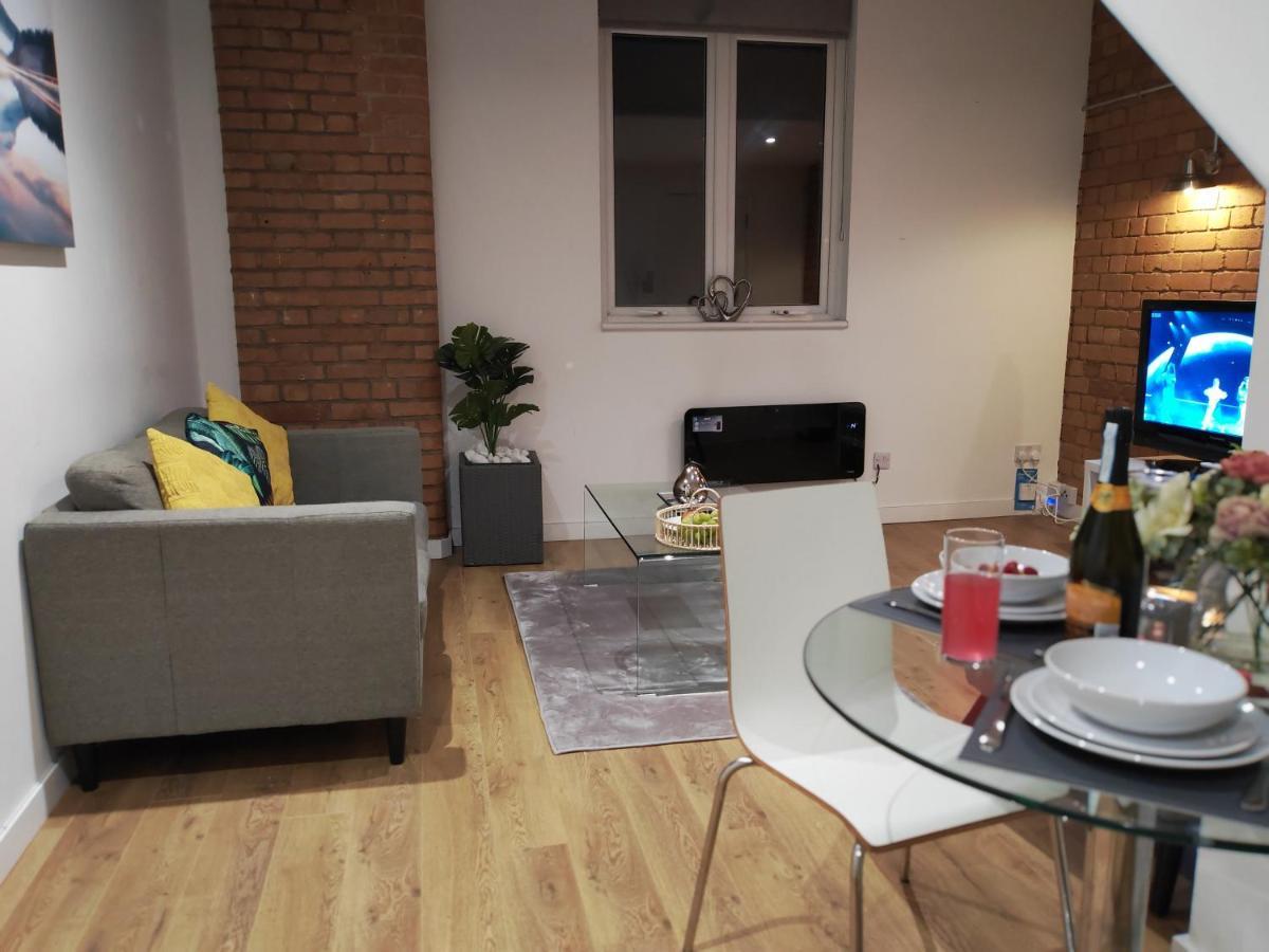 Luxury - T45 Apartamento
