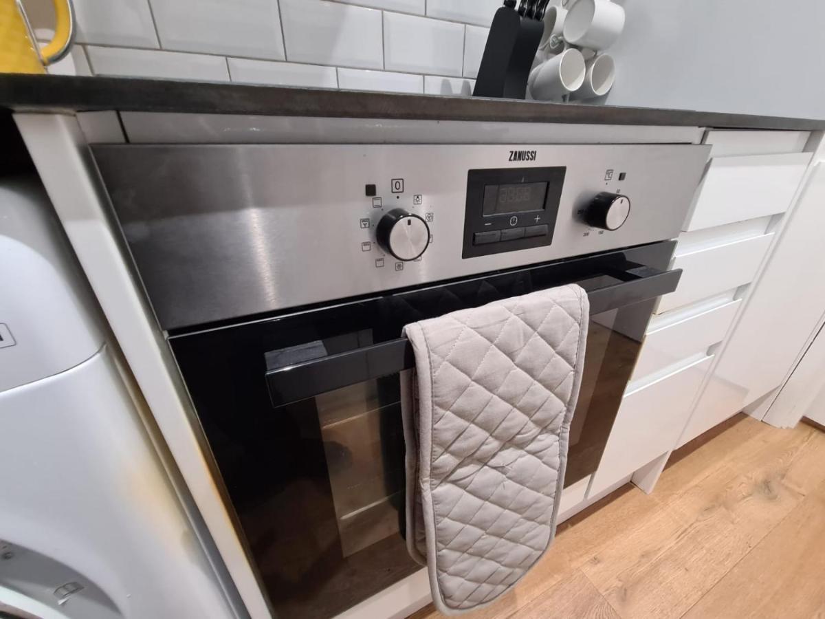 Luxury - T45 Leicester