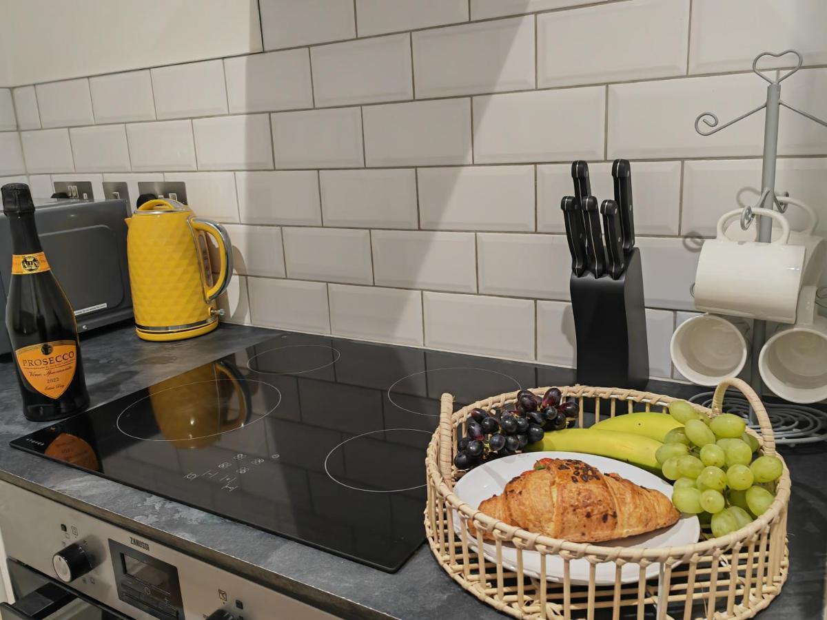 Luxury - T45 Leicester
