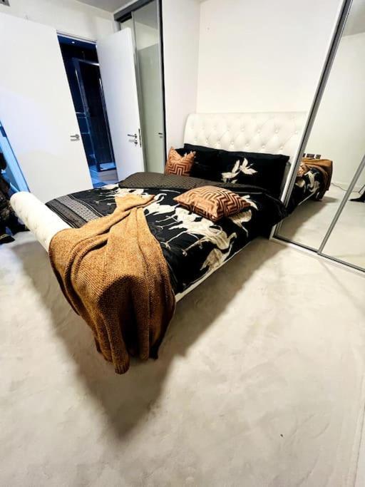 Deluxe Penthouse Apartment Leicester