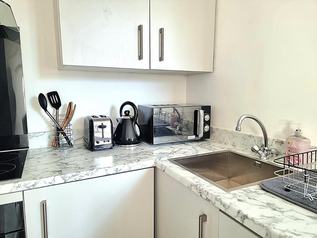 Modern Apt Near Train Station And Ideal For Long Stays * Leicester