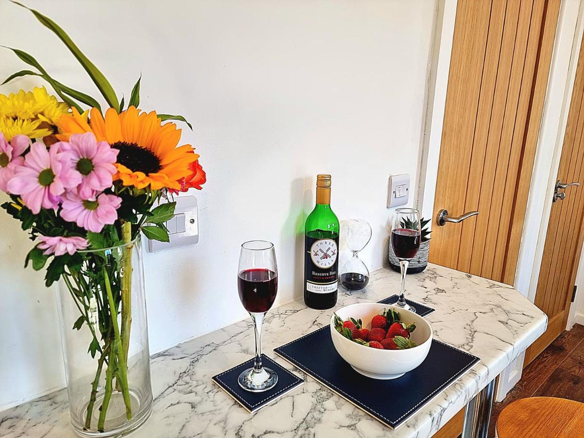 Apartment Modern Apt Near Train Station And Ideal For Long Stays Leicester
