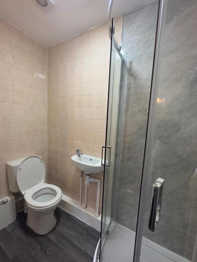 Self-contained Flats In Guest house