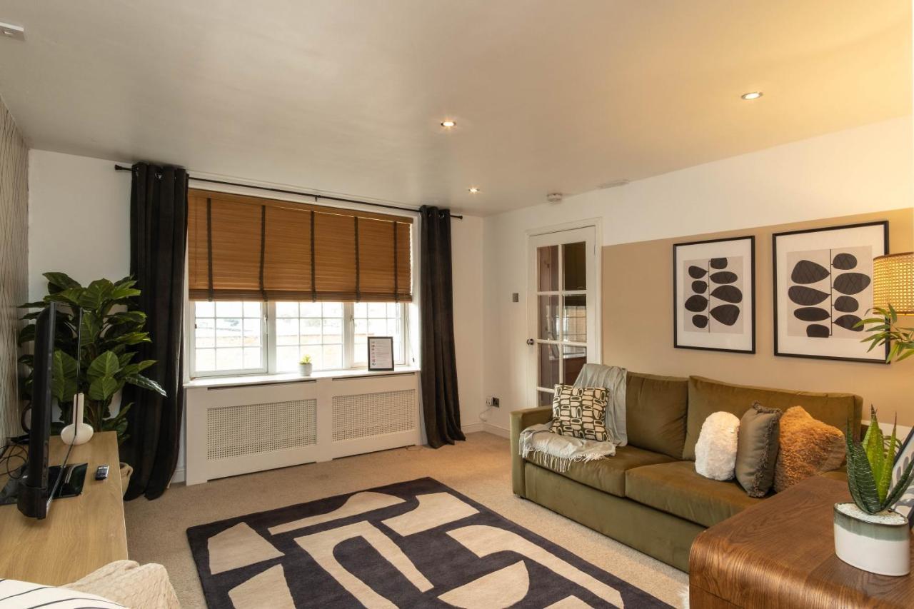 Flamingo Retreat Leicester