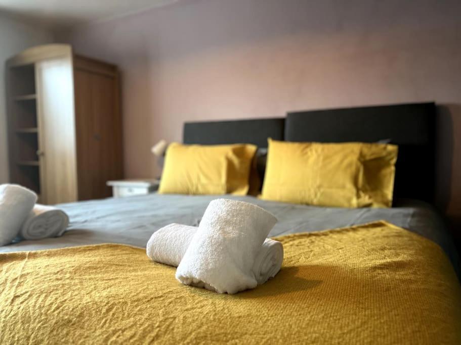 West End House • Sleeps 8 Holiday home *