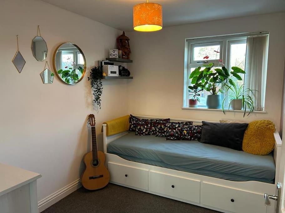 West End House • Sleeps 8 Holiday home