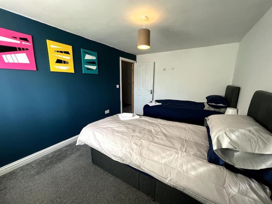 Holiday home West End House • Sleeps 8 *