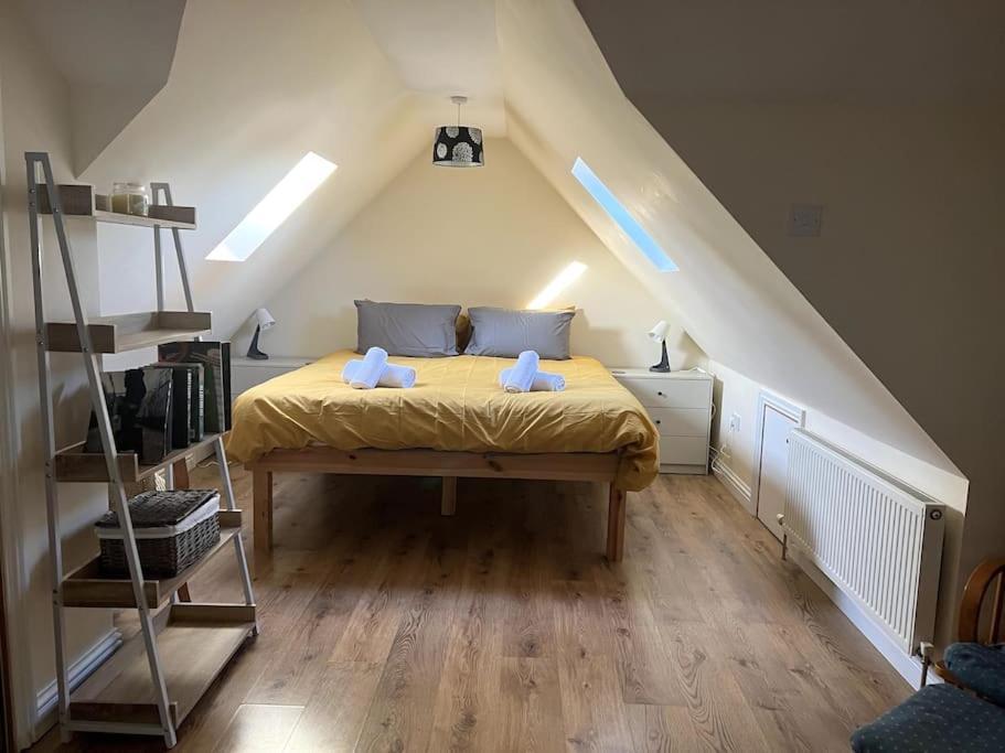 West End House • Sleeps 8 * Leicester