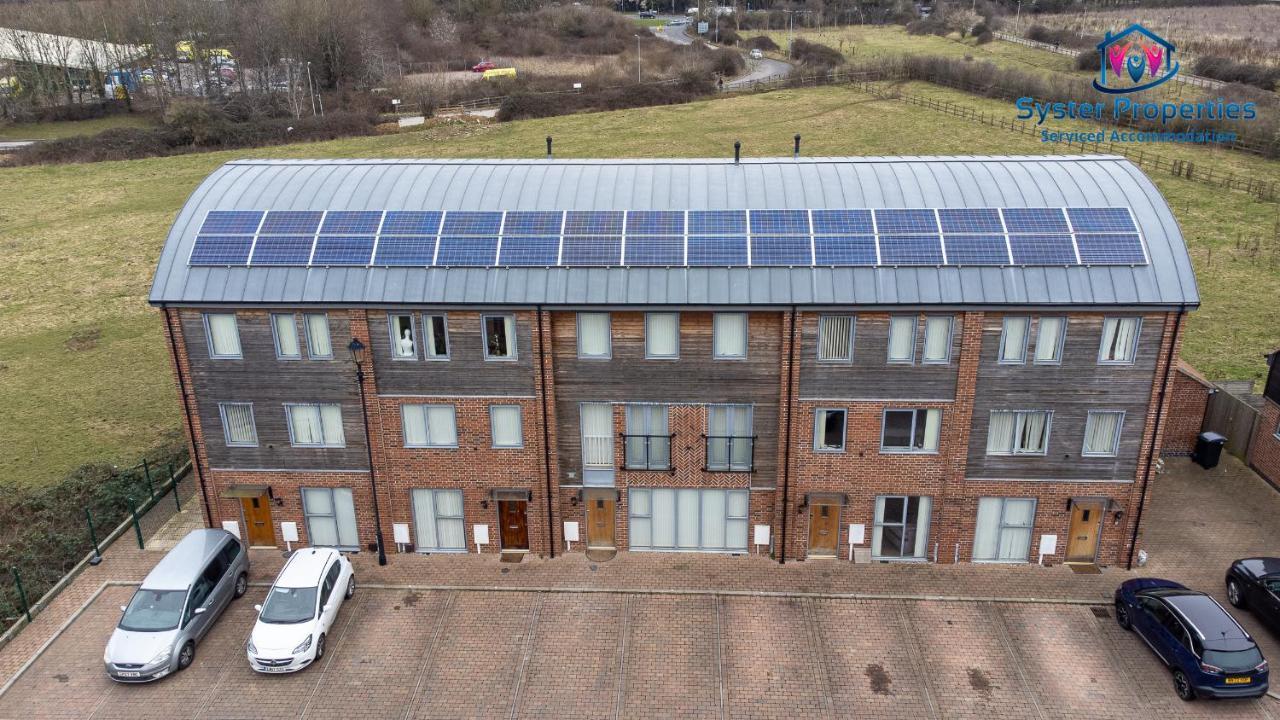 Syster Serviced 5 Bedroom House Glen View