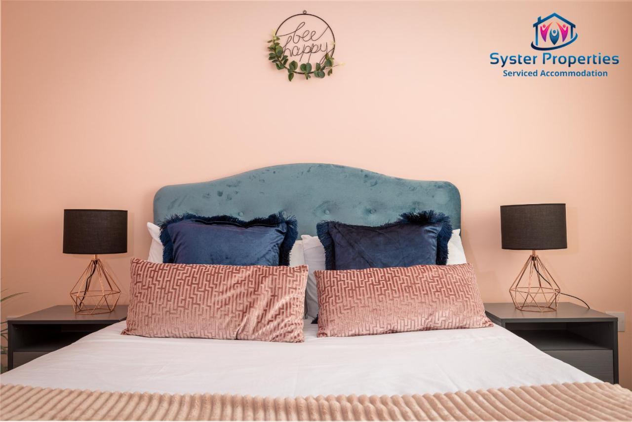 Syster Serviced 5 Bedroom House Glen View Casa de férias *