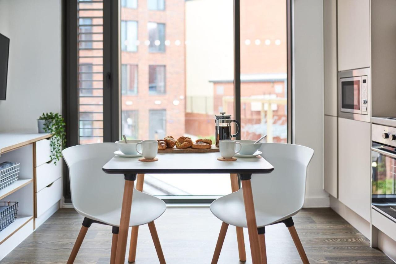 For Student Only 41 Castle Street In Apartment *