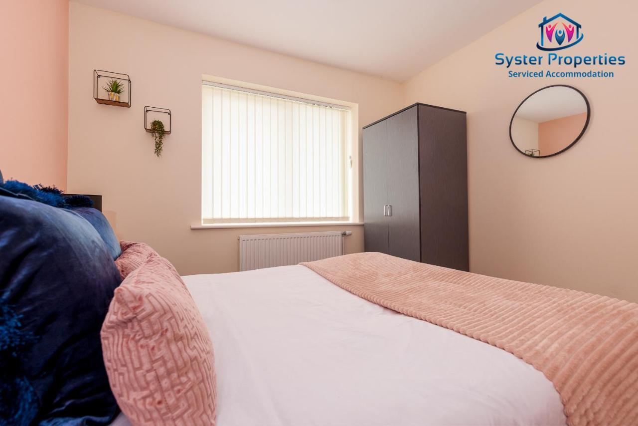 Syster Serviced 5 Bedroom House Glen View