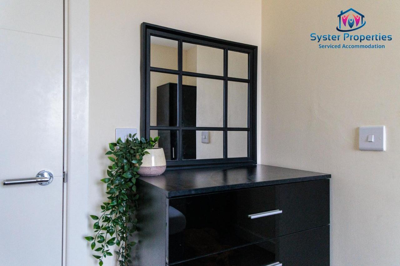 Syster Serviced 5 Bedroom House Glen View * Leicester