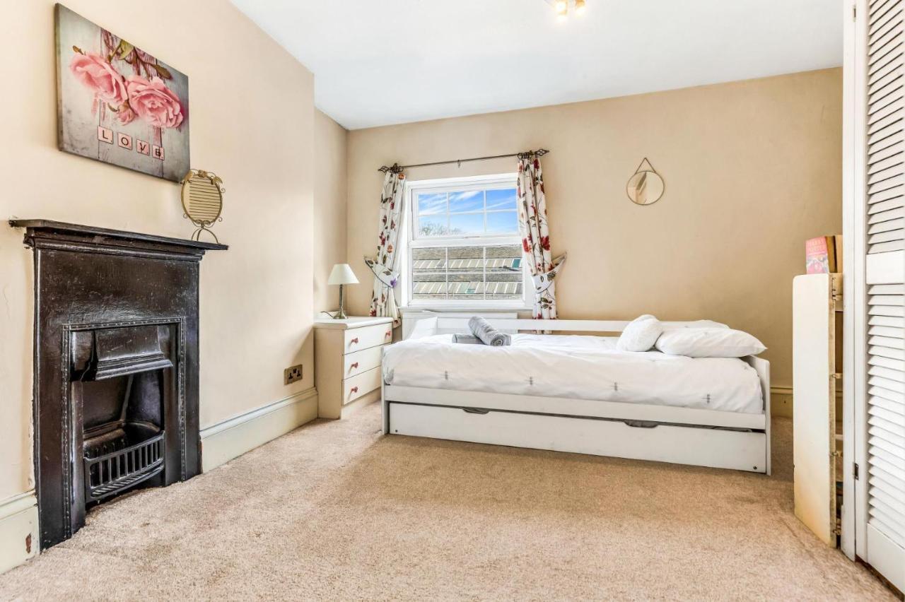2bd Georgian Duplex Centre Holiday home