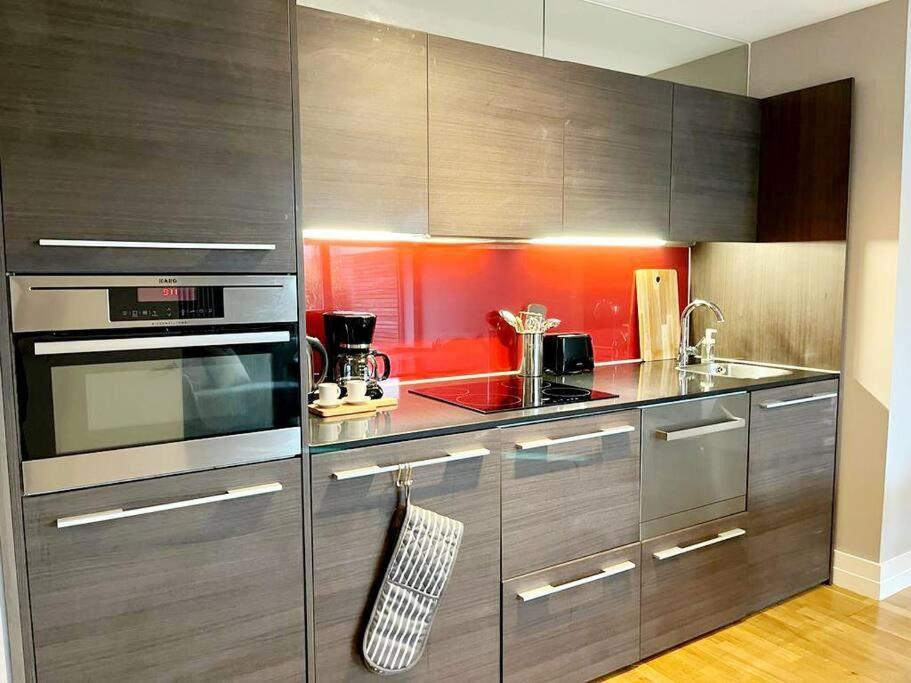 Apartment With Terrace Leicester