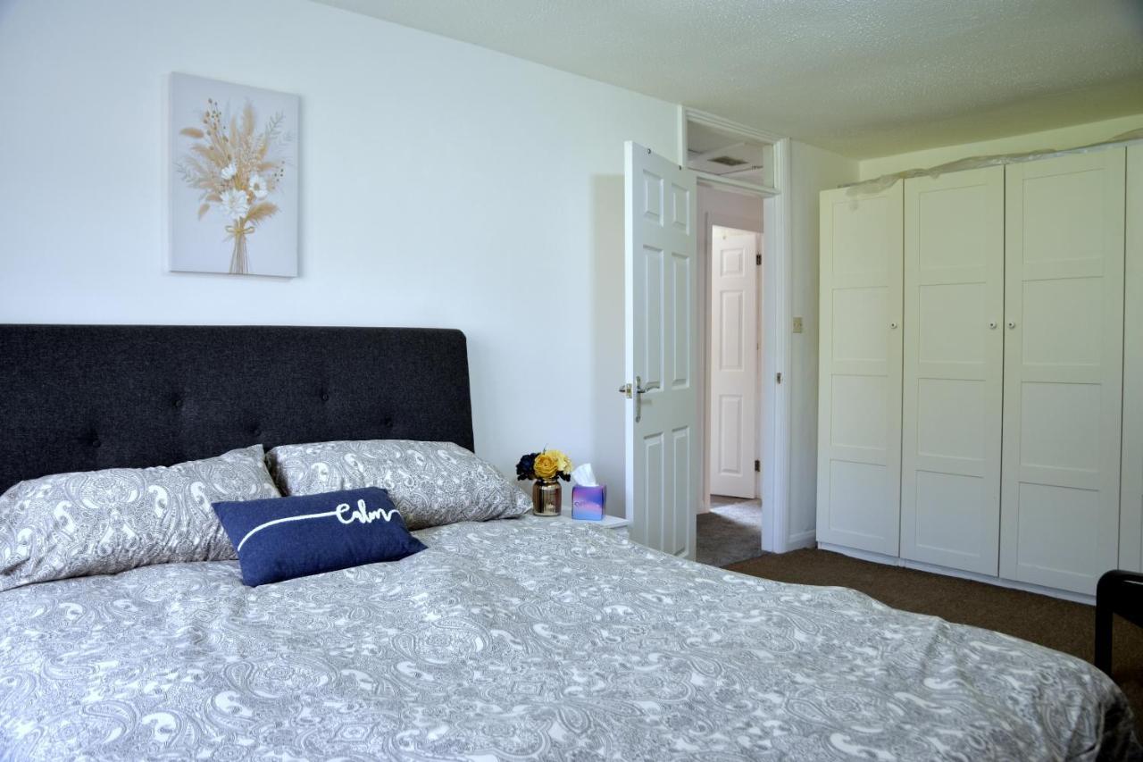 Holiday home Lindrick Villa- 3bd Bunglow , Free Parking- Long Leicester