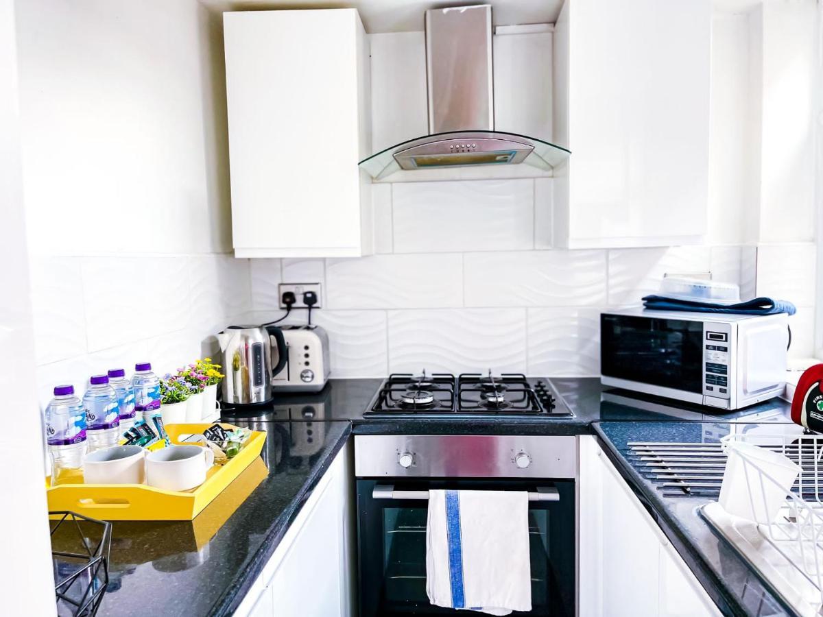 Beautiful 2 Bedroom House - Free Parking - Lt House * Leicester