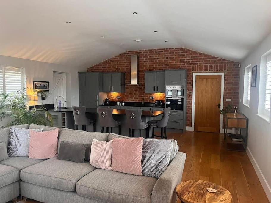 2 Bedroom Barn Conversion