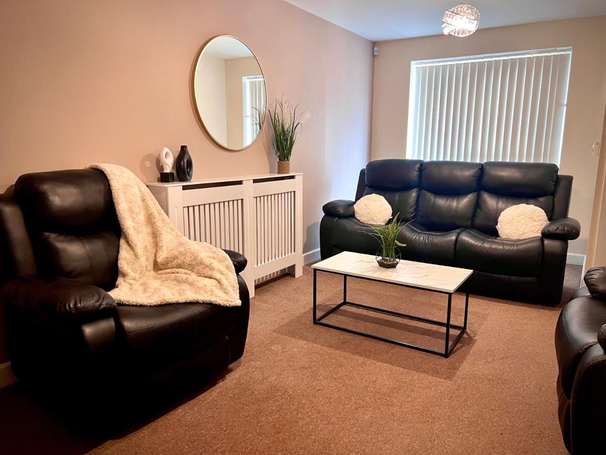 Comfy Casa - Syster Serviced Families, Work *
