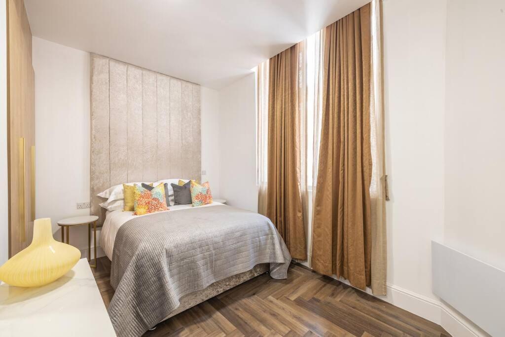 The Pocklington - The New Walk Apartment