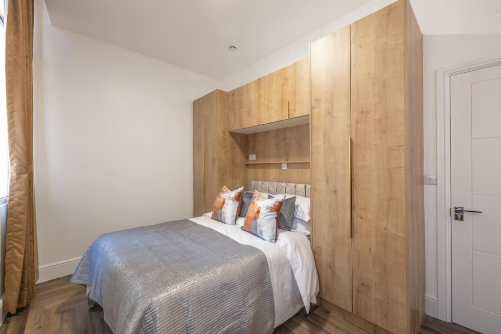 The Pocklington - The New Walk Apartment
