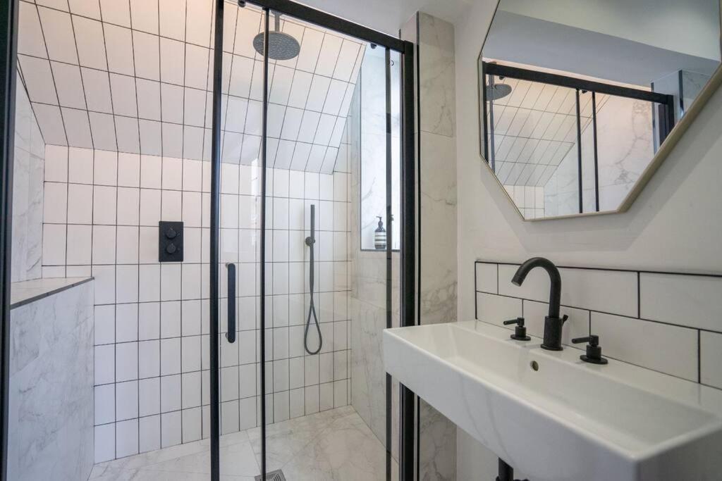 Chic Centre Penthouse Leicester
