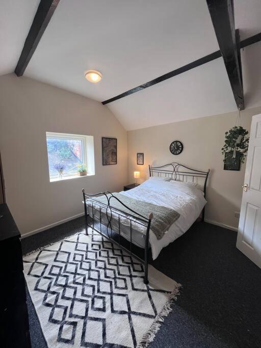 Apartment Beautiful 1 Bedroom Maisonette Leicester