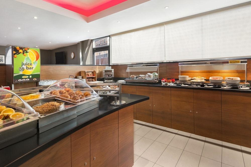 Ramada Encore Centre 3* Leicester