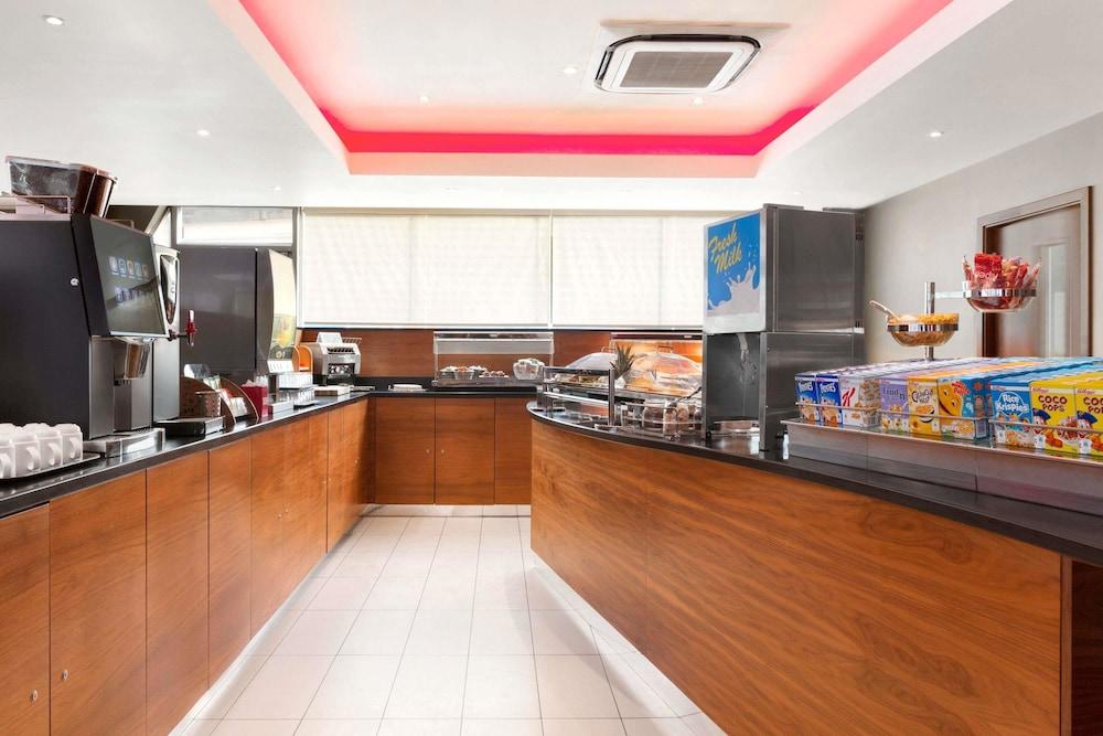 Ramada Encore Centre Hotel Leicester