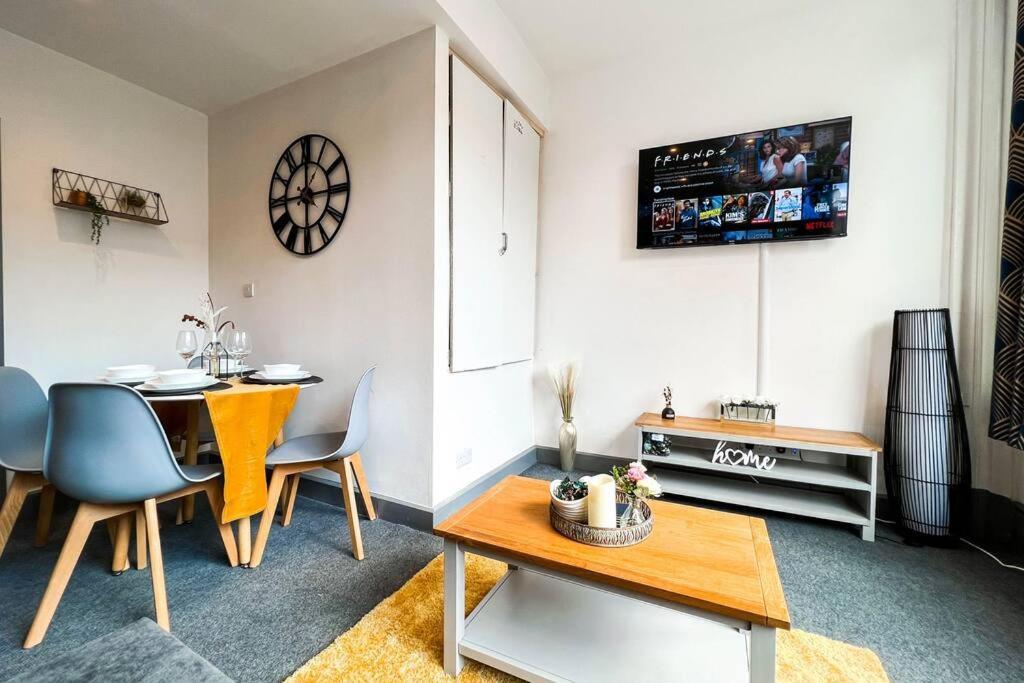 Apartment In Centre *