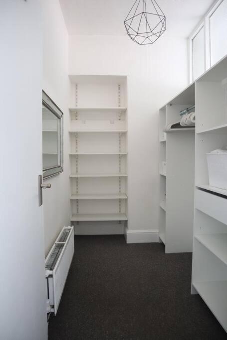Apartment Spacious 1 Bedroom Leicester