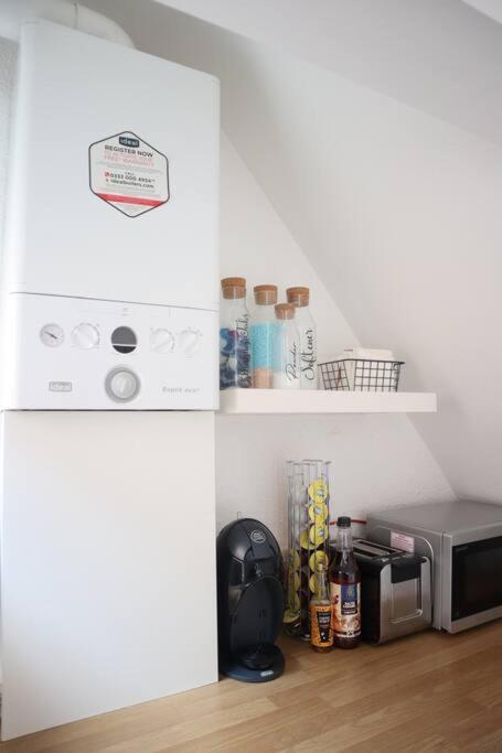 Spacious 1 Bedroom * Leicester