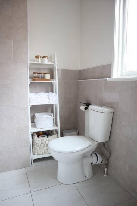 Spacious 1 Bedroom Apartment Leicester